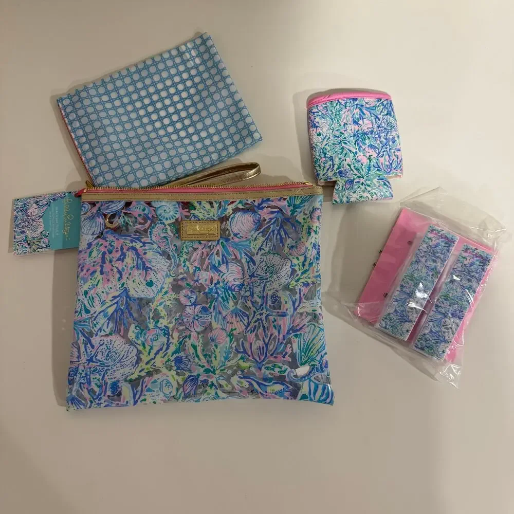 Lilly Pulitzer Soleil It On Me Beach Day Pouch Drink Hugger Coozie Towel Clips